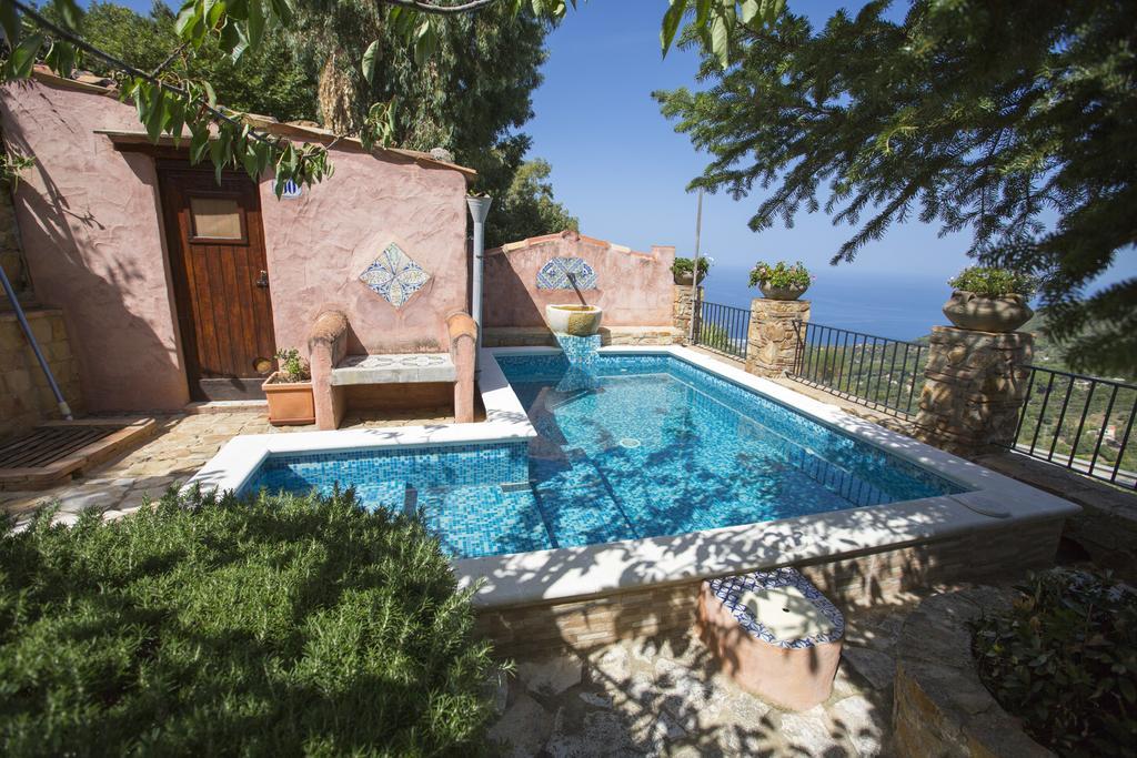 Villa Degli Artisti تْشيفالو الغرفة الصورة