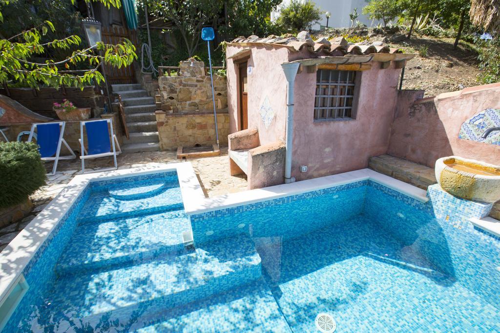 Villa Degli Artisti تْشيفالو الغرفة الصورة