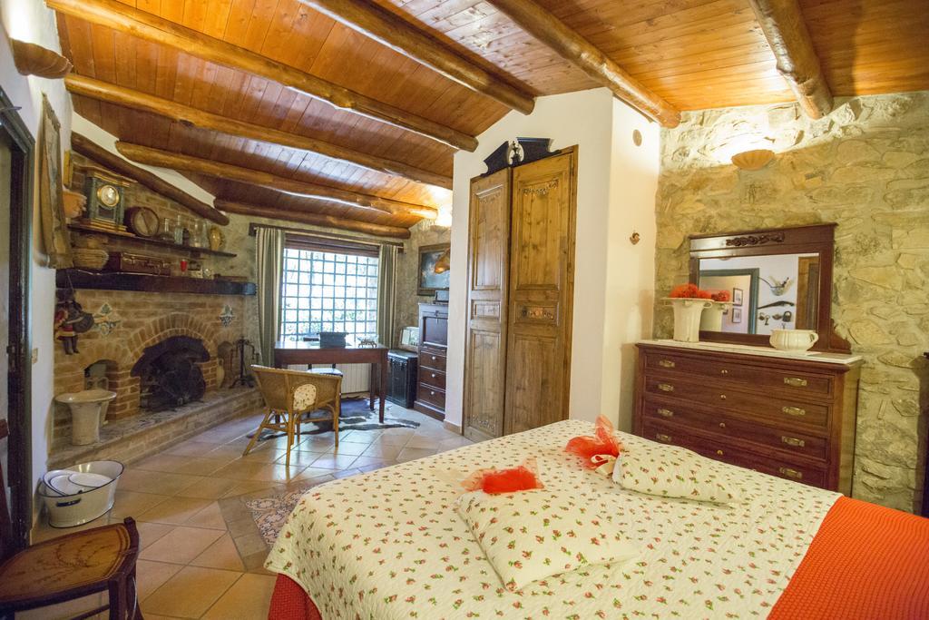 Villa Degli Artisti تْشيفالو الغرفة الصورة